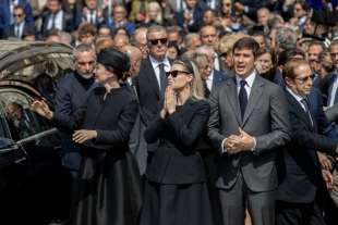 eleonora barbara luigi paolo berlusconi funerali silvio berlusconi