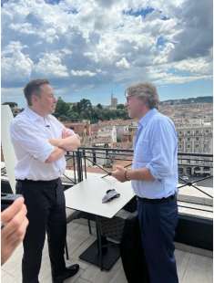 elon musk e nicola porro a roma