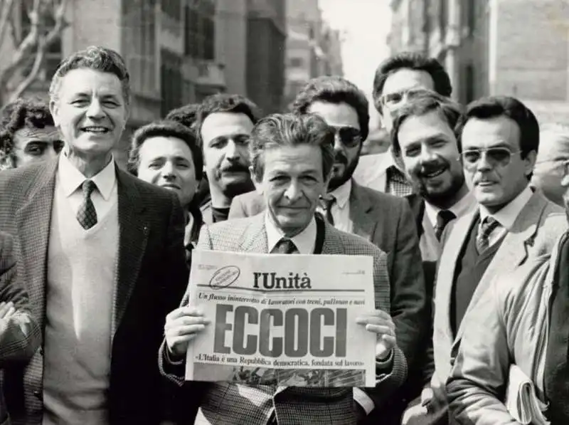 ENRICO BERLINGUER ALLA MANIFESTAZIONE DEL 1984 CONTRO I TAGLI ALLA SCALA MOBILE 