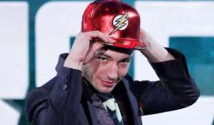 ezra miller 2