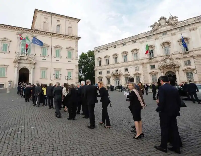 fila per il ricevimento al quirinale 