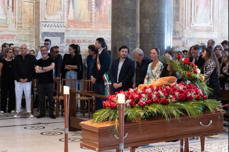 funerale di francesco nuti 1