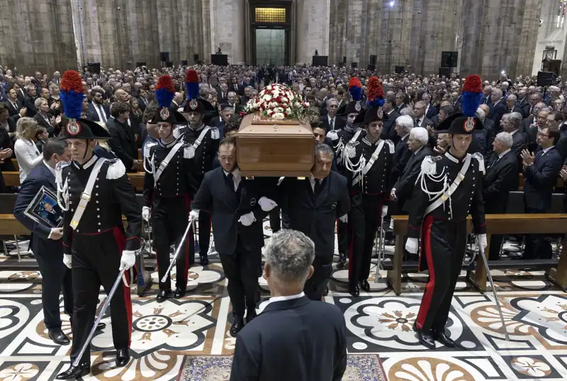 funerali di silvio berlusconi