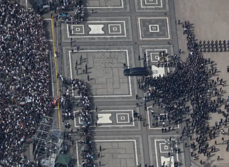 funerali di silvio berlusconi   foto di massimo sestini 6