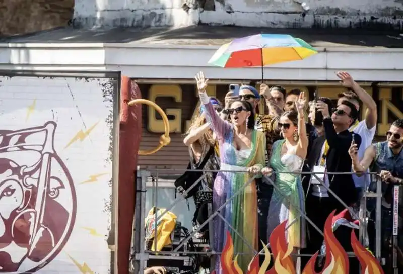 GAY PRIDE 2023 - PAOLA E CHIARA