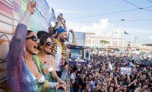 GAY PRIDE 2023 - PAOLA E CHIARA