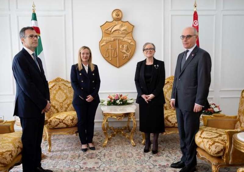 giorgia meloni con la premier tunisina najla bouden