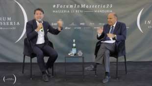 giuseppe conte ospite di bruno vespa al forum in masseria