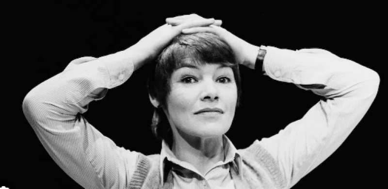 glenda jackson 4