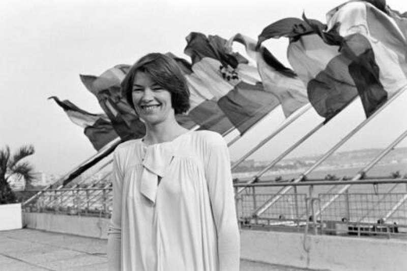 glenda jackson 9