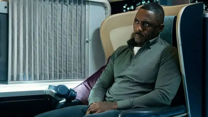 IDRIS ELBA Hijack. 