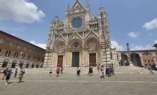 IL DUOMO DI SIENA DOPO IL TERREMOTO