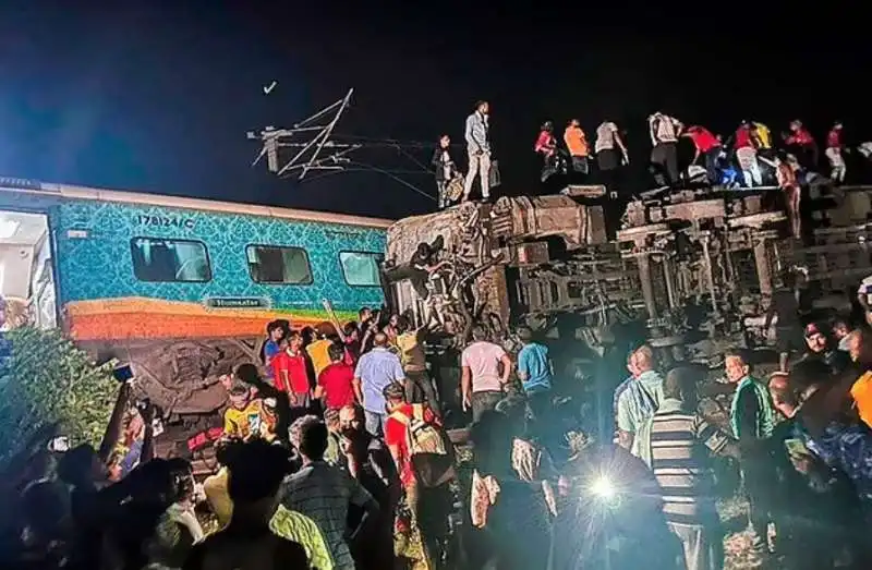 incidente ferroviario a balasore   india   1