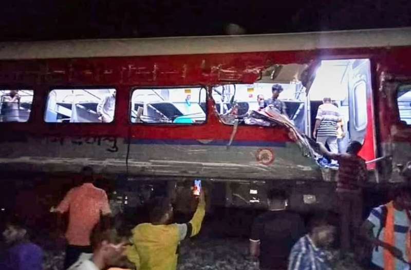 incidente ferroviario a balasore india 11