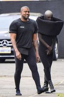 kanye west bianca censori 1