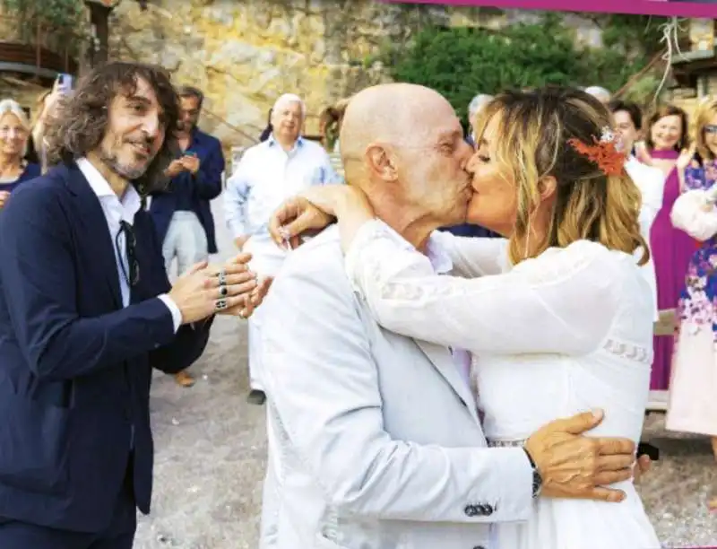 matrimonio sallusti groppelli con cruciani testimone   foto sestini e cambi per chi 