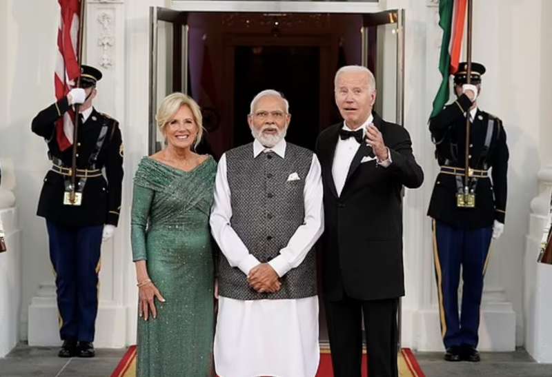 narendra modi tra jill e joe biden cena di gala alla casa bianca