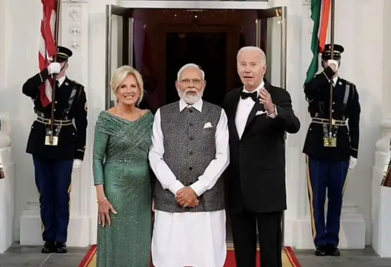 narendra modi tra jill e joe biden   cena di gala alla casa bianca 