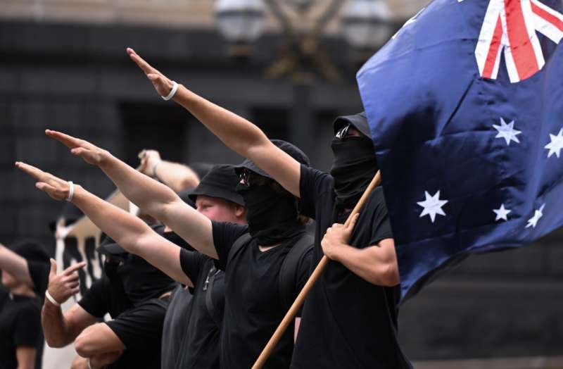 NAZISTI IN AUSTRALIA