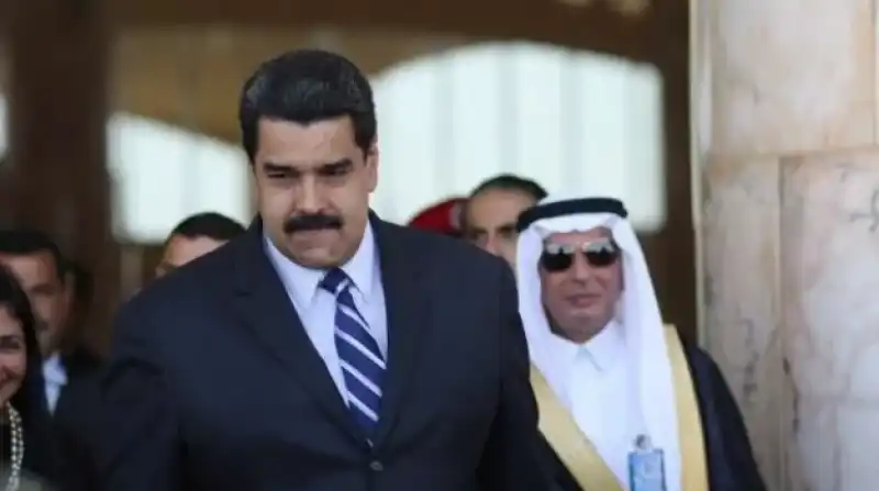 nicolas maduro in arabia saudita. 