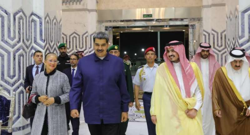 nicolas maduro in arabia saudita.