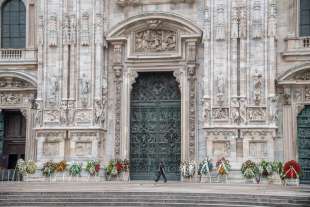 Preparativi per il funerale di Silvio Berlusconi in Duomo 1