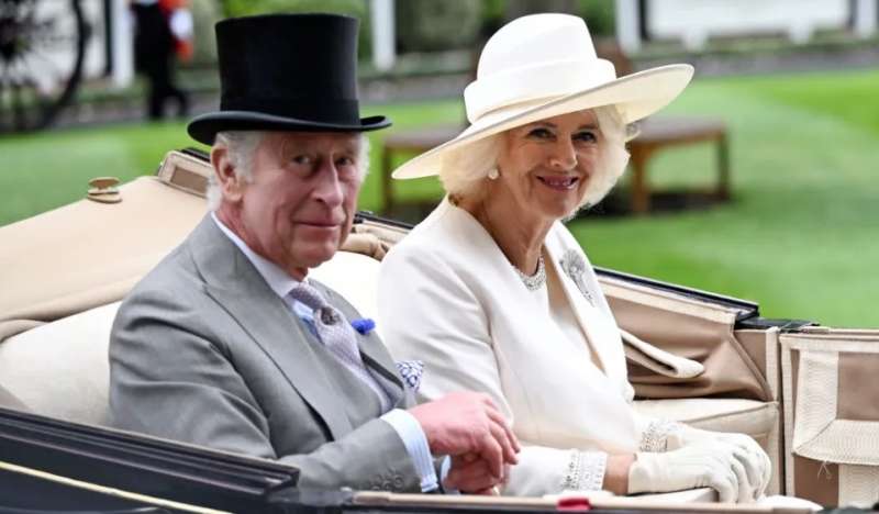 re carlo e camilla alla royal ascot 2023 6