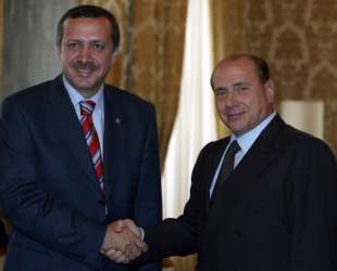 recep tayyip erdogan con silvio berlusconi