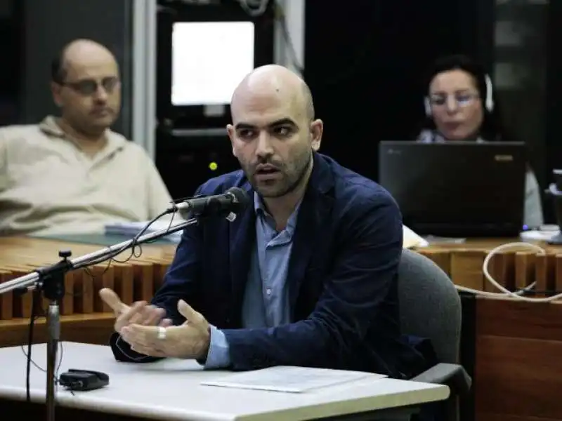 roberto saviano in tribunale