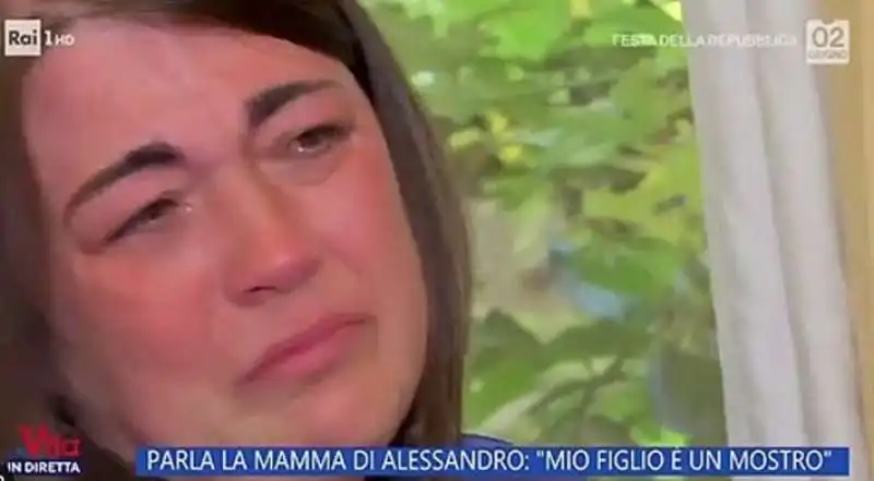 sabrina paulis, madre di alessandro impagnatiello, a la vita in diretta   4