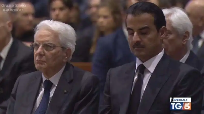 SERGIO MATTARELLA CON L EMIRO DEL QATAR AL THANI AI FUNERALI DI SILVIO BERLUSCONI 