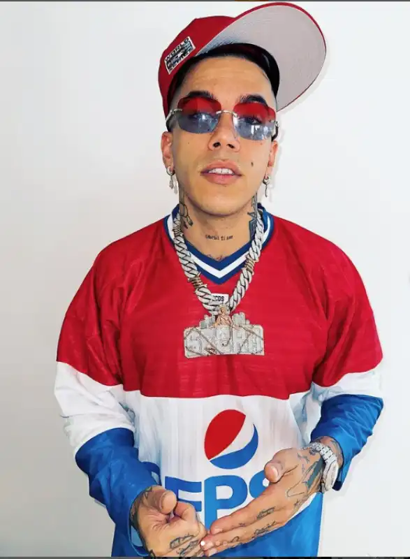 sfera ebbasta 34