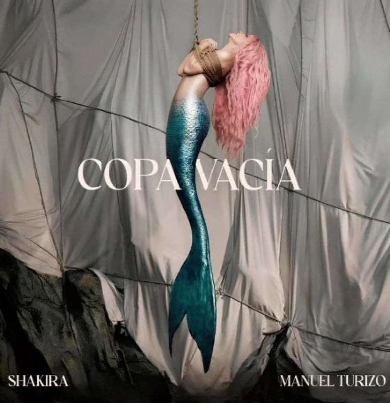 SHAKIRA COPA VACIA