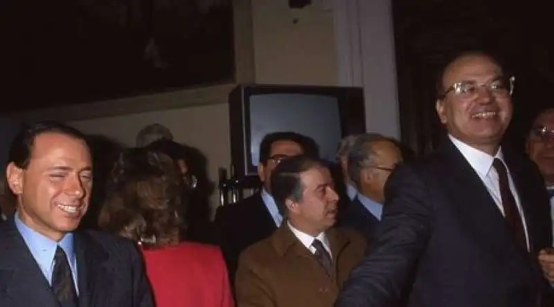 silvio berlusconi e bettino craxi