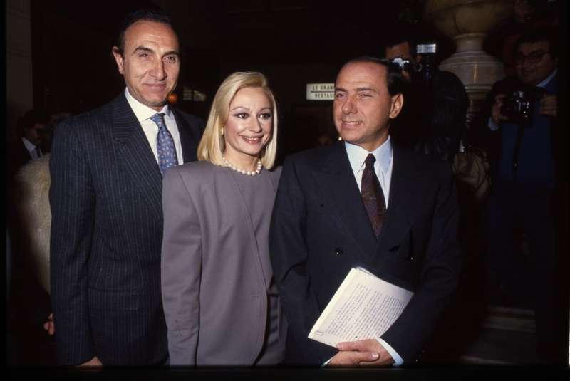 SILVIO BERLUSCONI RAFFAELLA CARRA PIPPO BAUDO