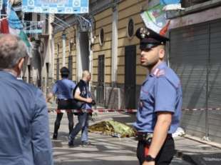 uomo uccide genero e nuora a sant antimo napoli 1