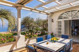 VILLA DE SICA A CAPRI 32