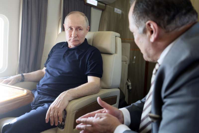 vladimir putin in viaggio per il daghestan