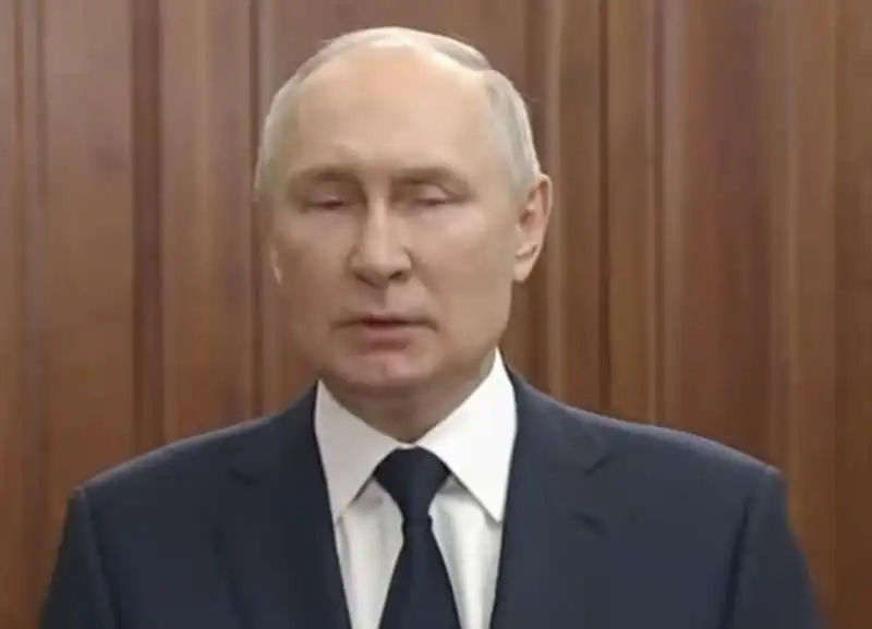 vladimir putin parla alla nazione   4