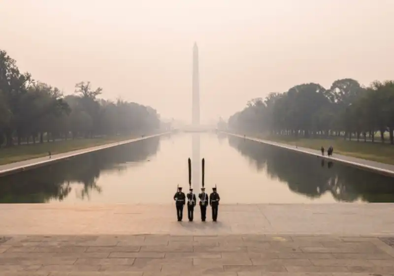 washington avvolta dal fumo degli incendi 7