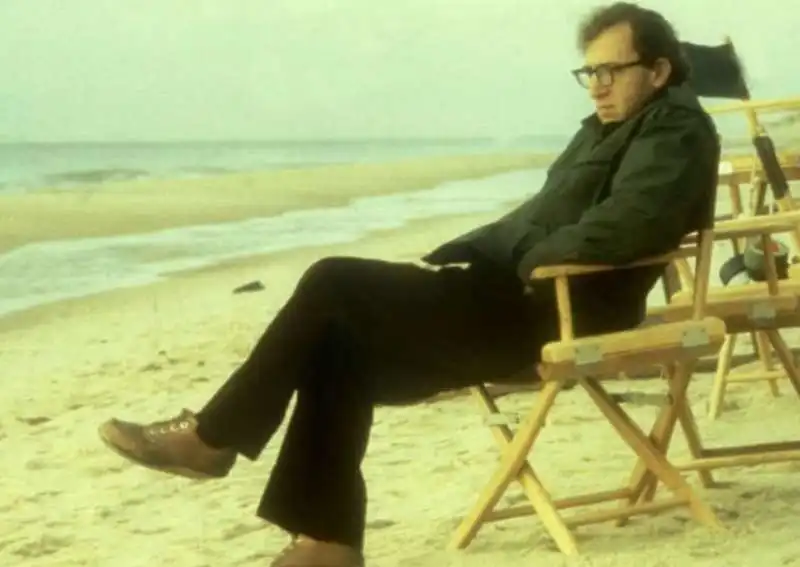 WOODY ALLEN AL MARE