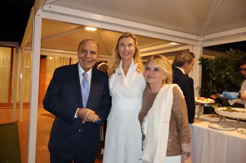 4 bruno vespa, claudia varini e  augusta vespa