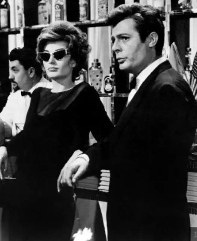 anouk aimee marcello mastroianni   la dolce vita 