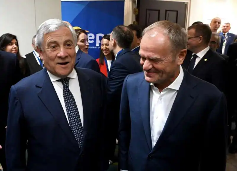 antonio tajani   donald tusk 