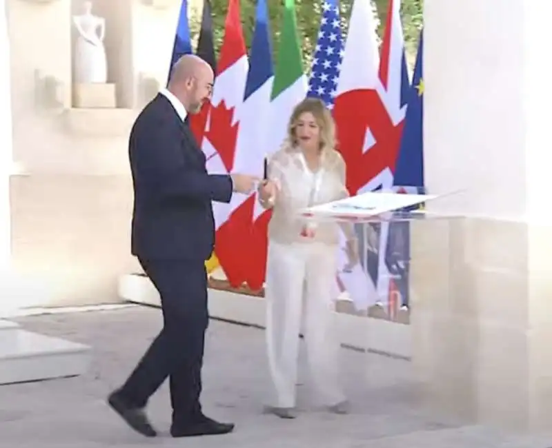 charles michel con patrizia scurti     g7 borgo egnazia 