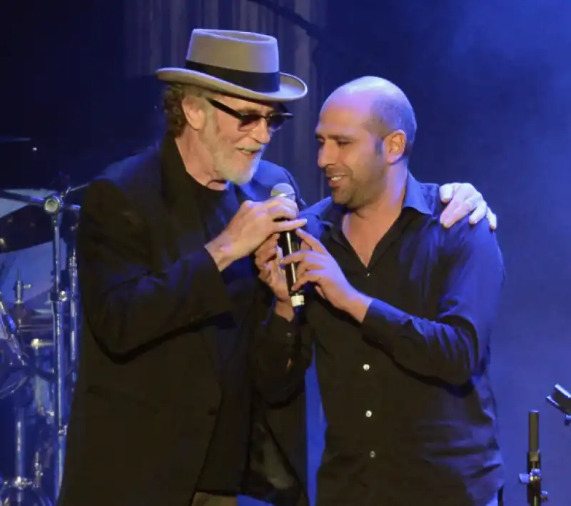 CHECCO ZALONE E FRANCESCO DE GREGORI 