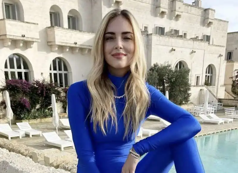 chiara ferragni a borgo egnazia