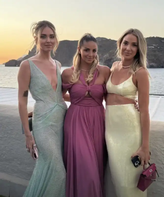 chiara ferragni, eleonora brunacci alice campello al matrimonio di diletta leotta e loris karius 1