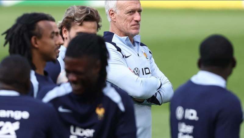 didier deschamps con la nazionale francese