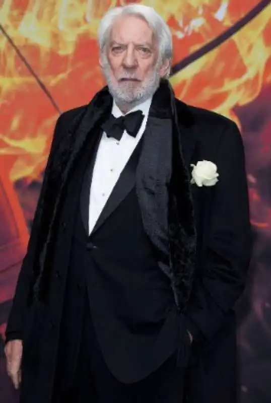 donald sutherland  12